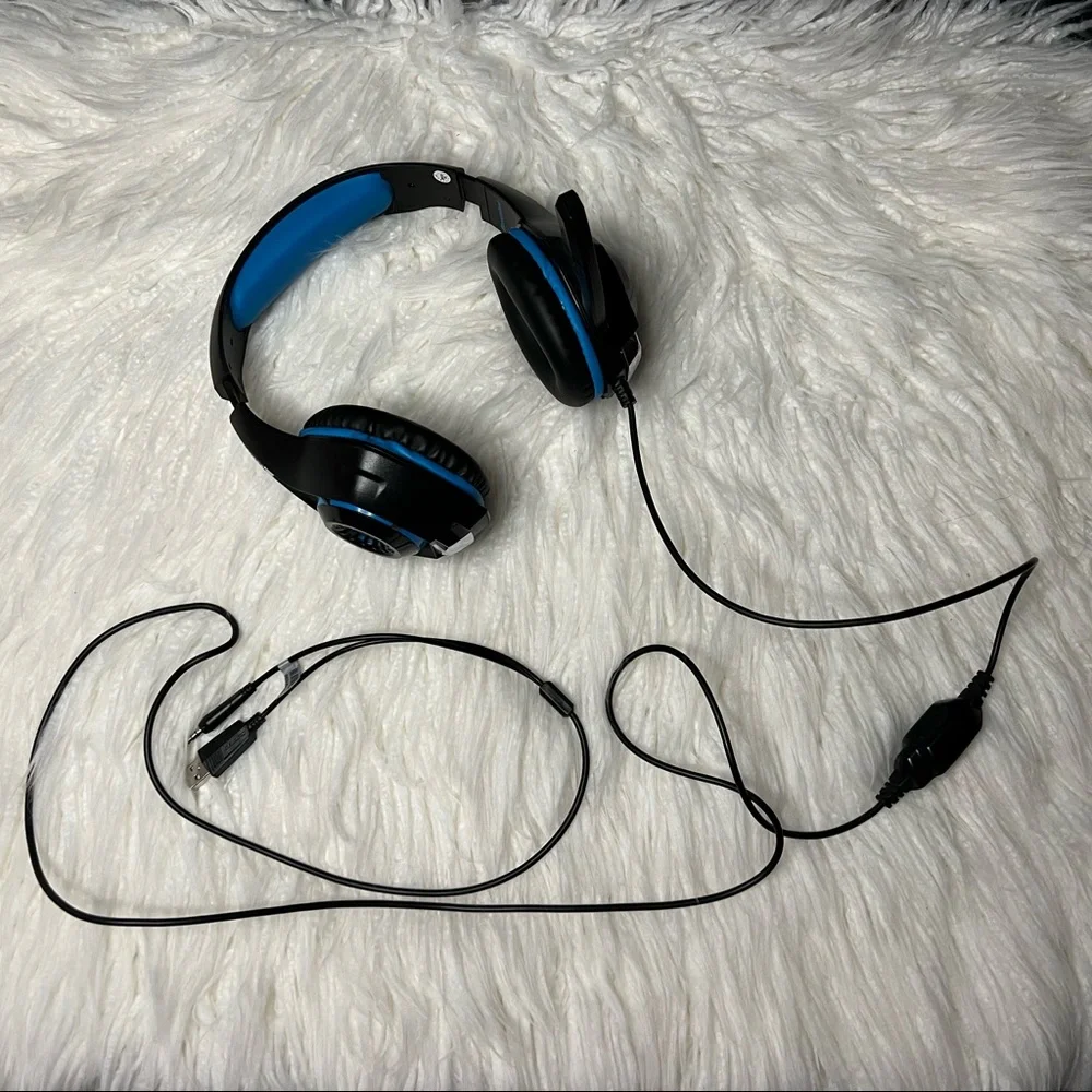 Beexcellent Wired Gaming Headphones with Microphone Blue and Black
